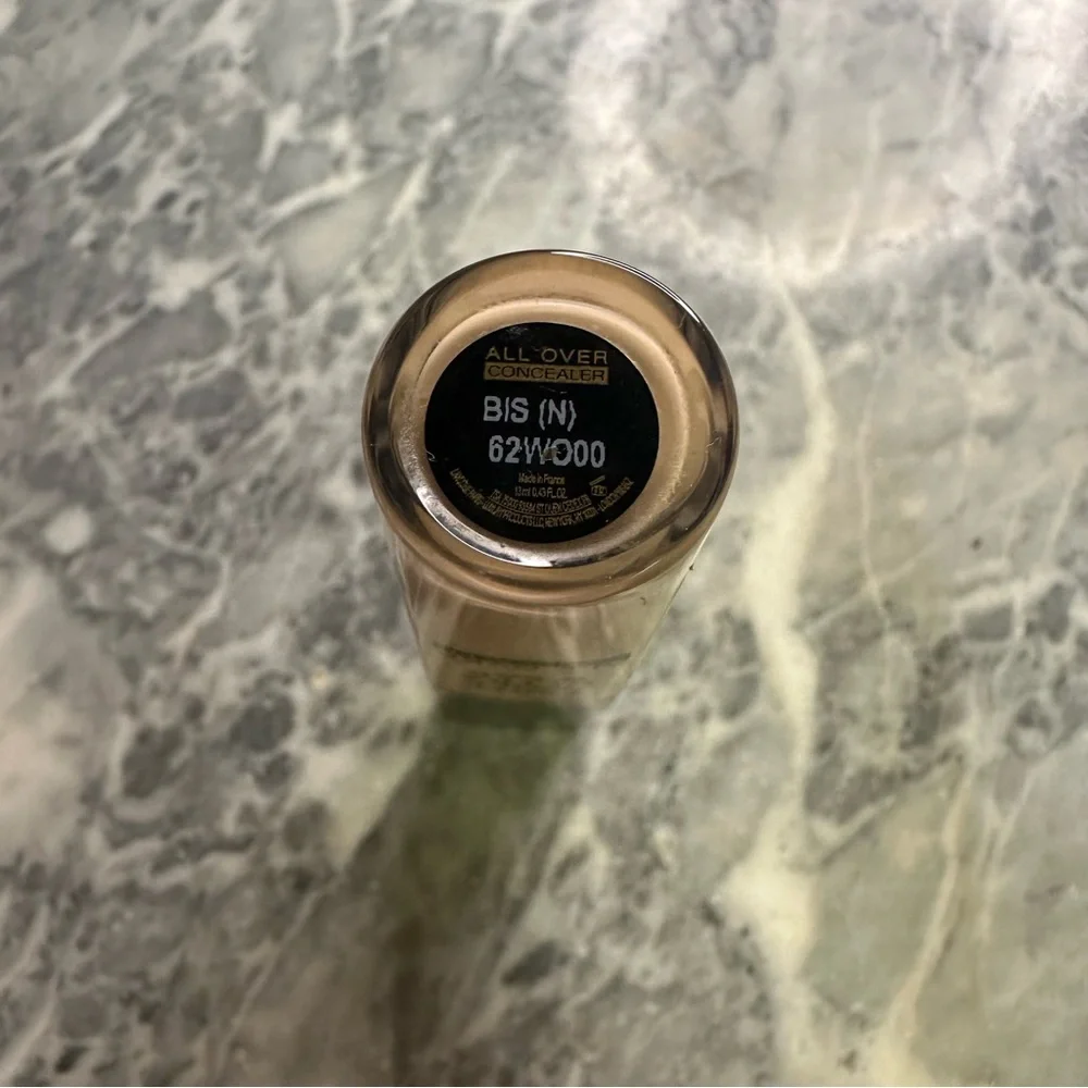 Lancôme Tient Idole Ultra‎ Wear Concealer